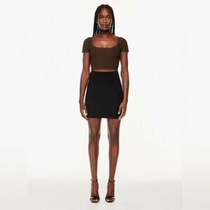 🆕Aritiza Babaton - Sculpt Knit Mini Skirt